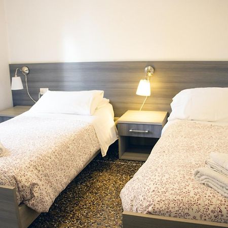 Albergo Locanda Diana Génova Exterior foto