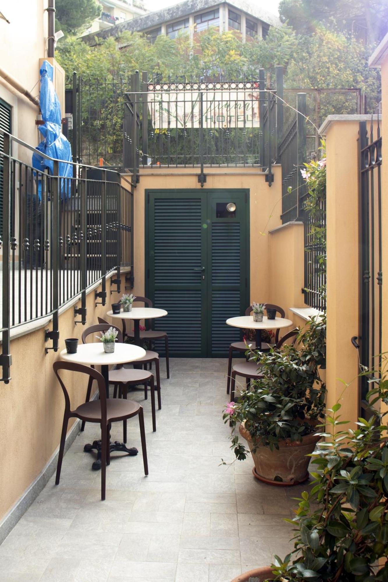 Albergo Locanda Diana Génova Exterior foto